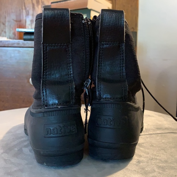 Native winter boots - Picture 2 of 4